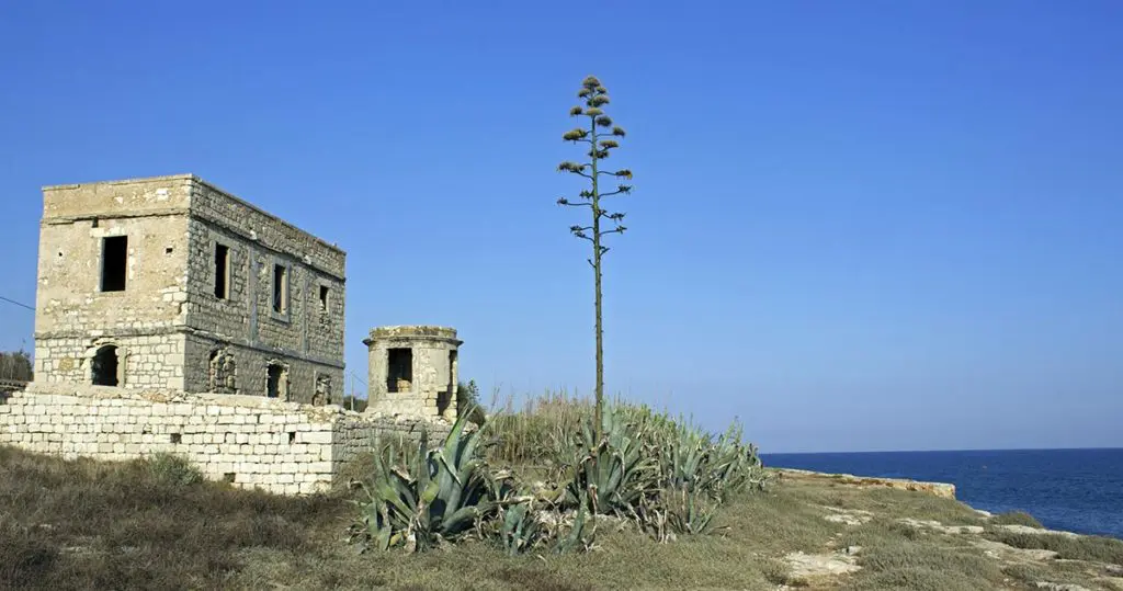 punta_corvo_Scicli_casetta_faro